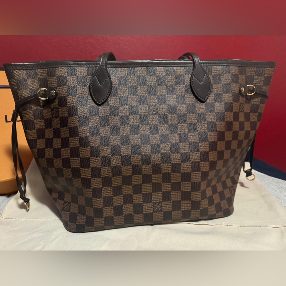 Lv Bag - image 5